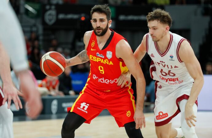 España pierde ante Letonia en el regreso de Ricky Rubio